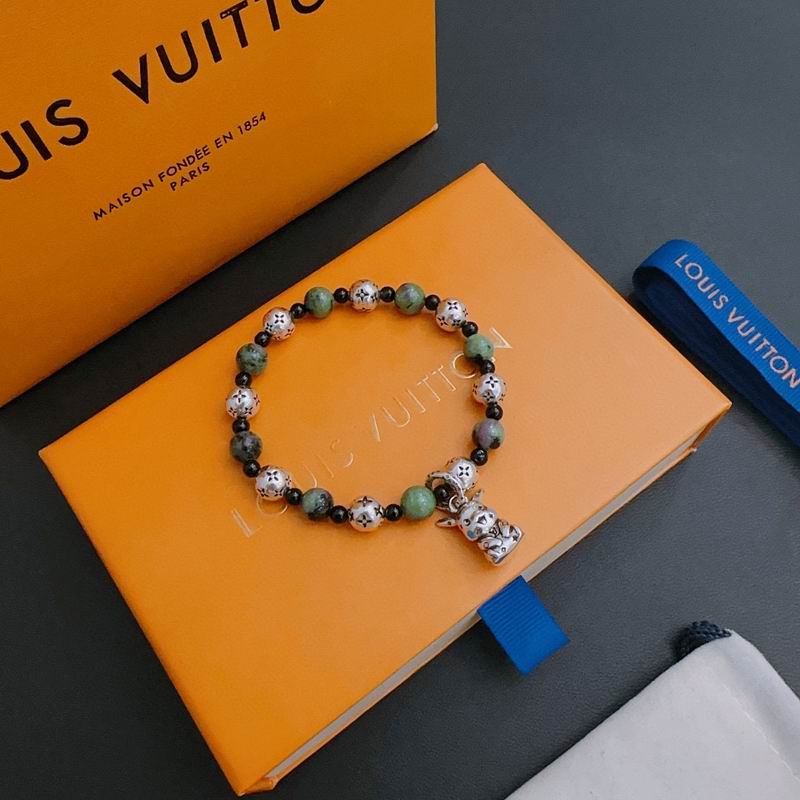 LV Bracelet 02lyr91